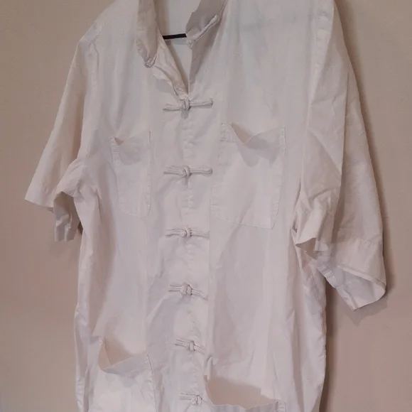 White SS Shirt with Mandarin Collar and traditional frog button closures. - Picture 7 of 11